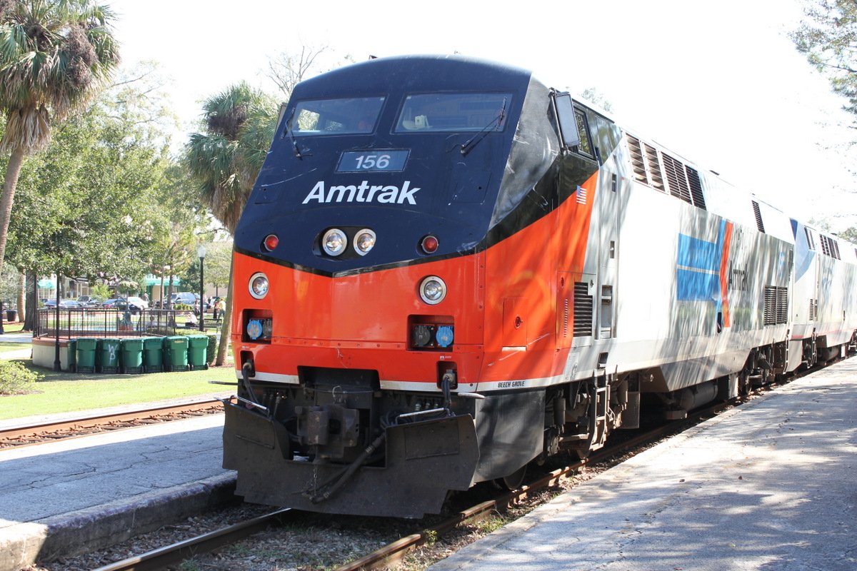 Amtrak looking to rejuvenate fleet of diesel locomotives ...