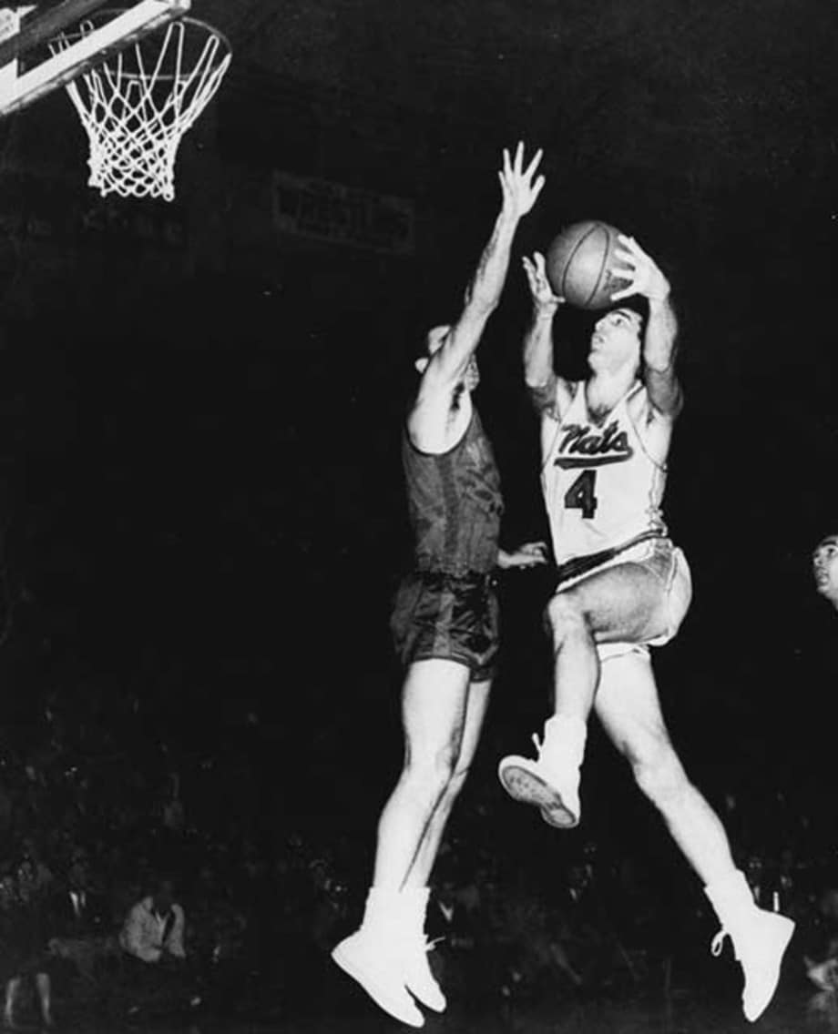 Boogie Down! The 10 Greatest Basketball Players From The Bronx
