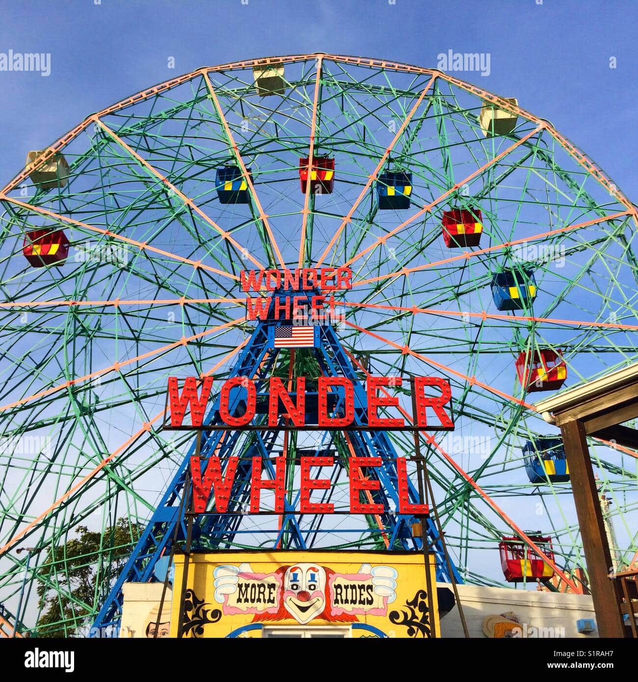 Denos Wonder Wheel ferris wheel, Coney Island, Brooklyn, New York ...