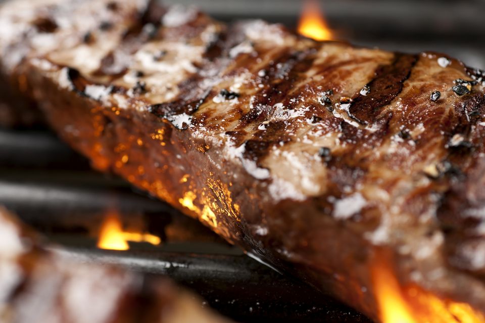 For Perfect Grilled Steaks, Cook at High Temperatures