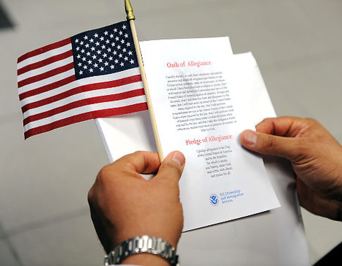 Free help to become a U.S. citizen in honor of New York