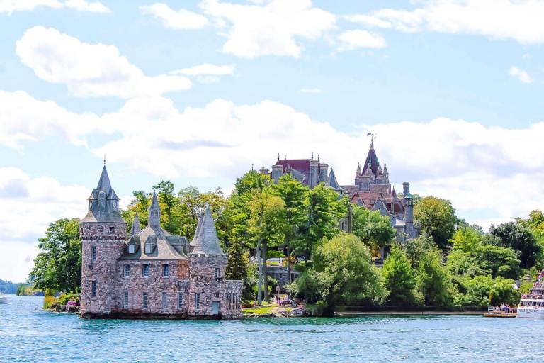 Guide to visiting Boldt Castle in the Thousand Islands ...