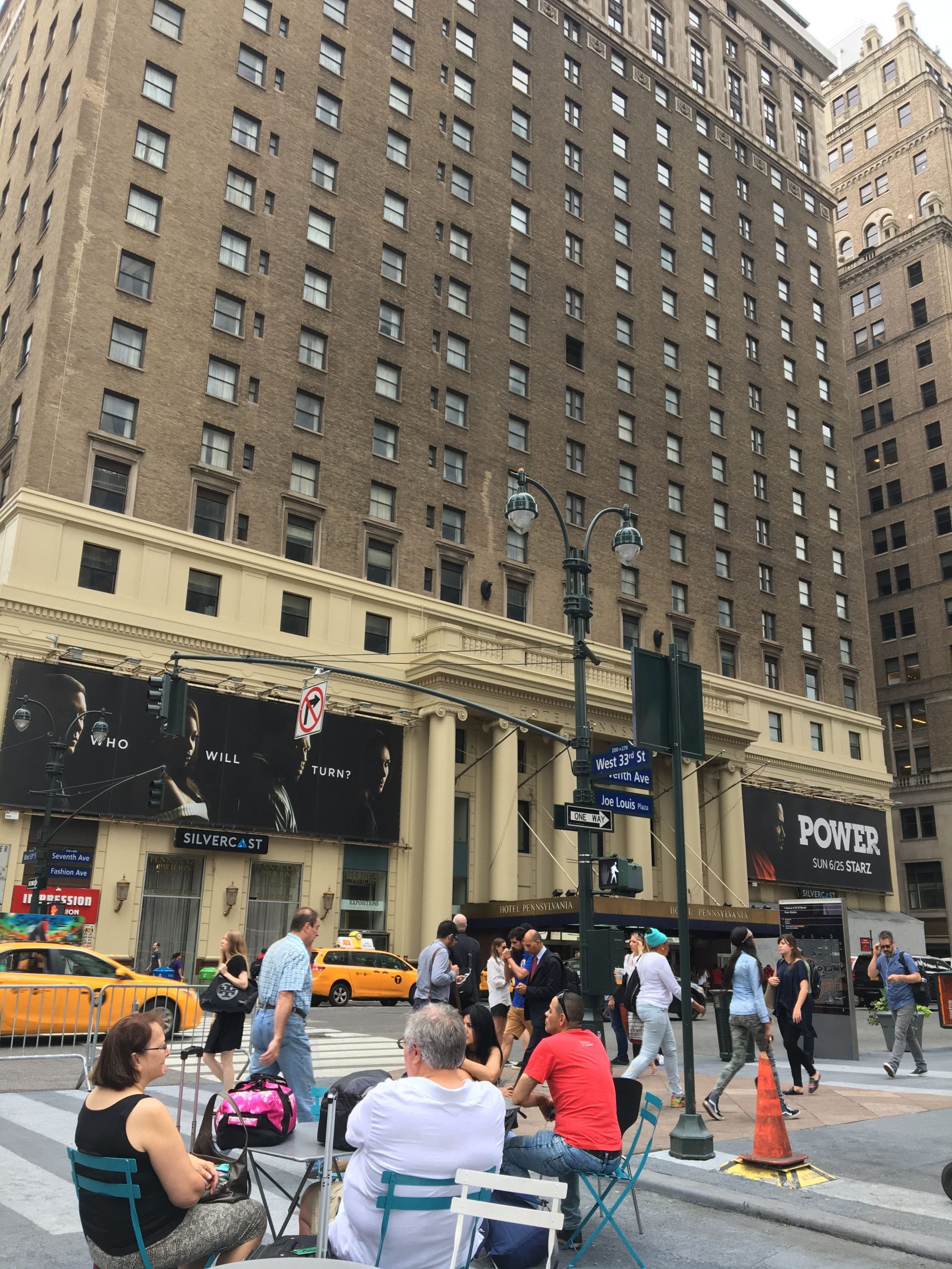 Hotel Pennsylvania great place to stay in New York City 2017