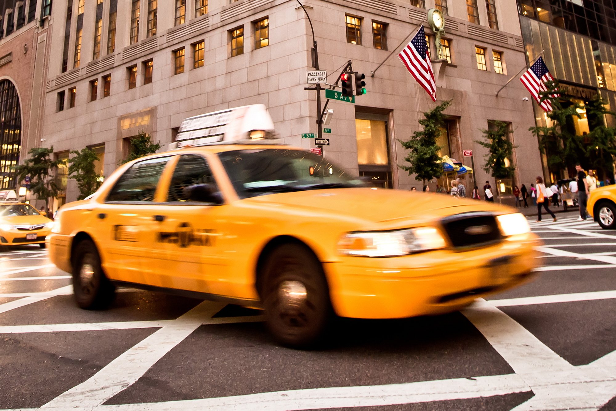 NYC taxi rescue plan calls for revaluing all medallions at ...