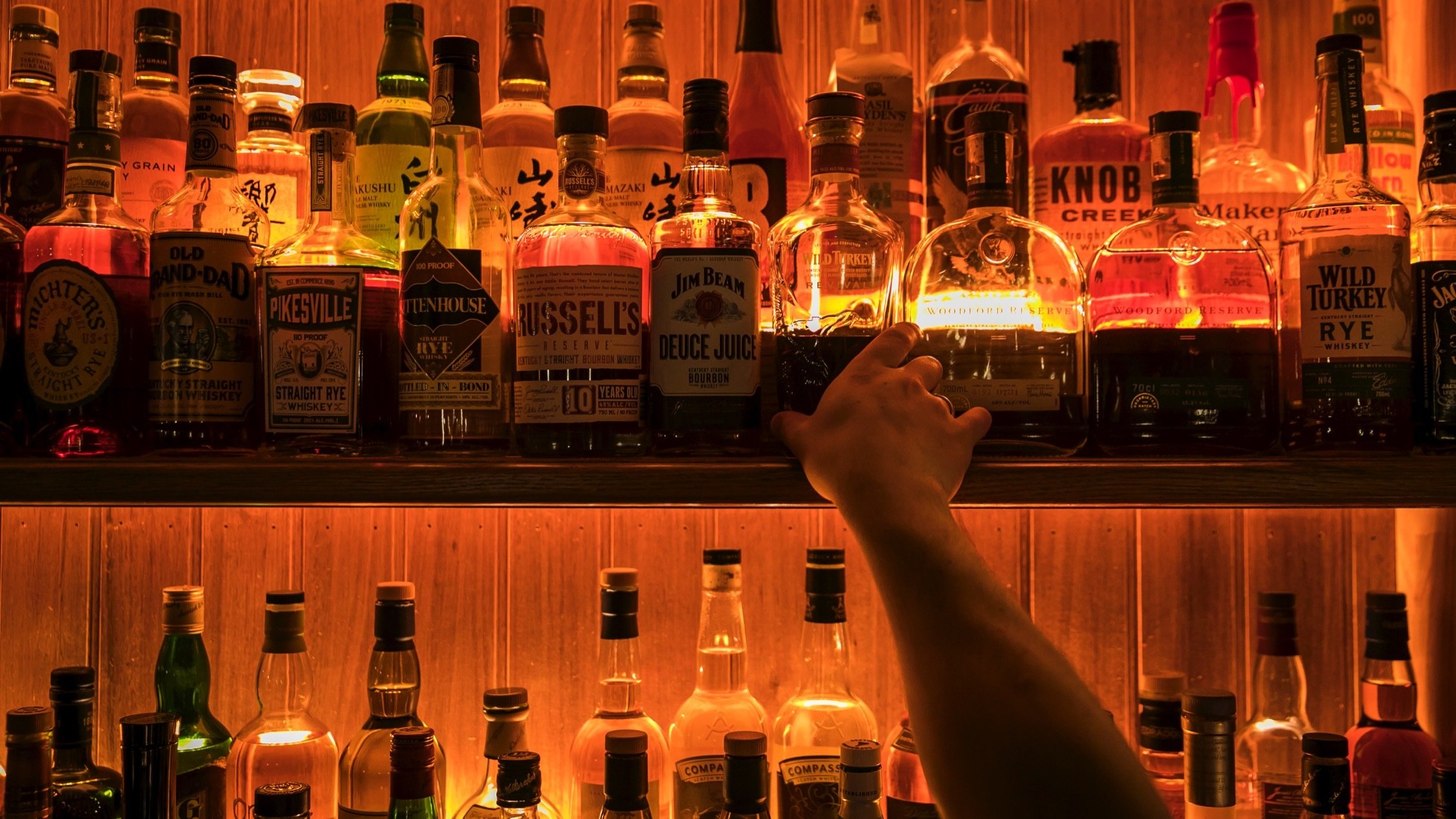 Sydney bars can now sell alcohol for takeaway and home ...