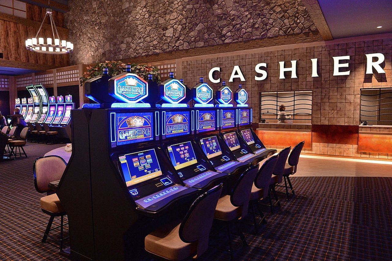 Where to gamble in Upstate New York: Casinos, racinos, race tracks and ...